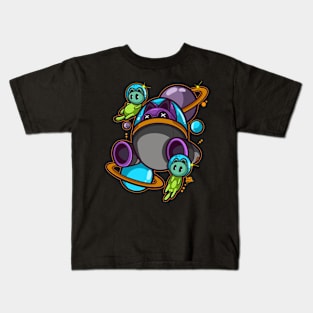 space adventurer cat Kids T-Shirt